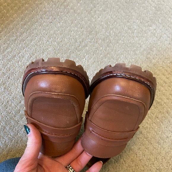 Madewell Ladies’ Lug Sole Loafers - Picture 3 of 6